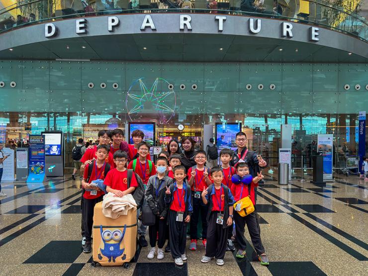 Team Xuan Sports at Changi Airport Departure Hall