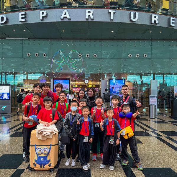 Team Xuan Sports at Changi Airport Departure Hall